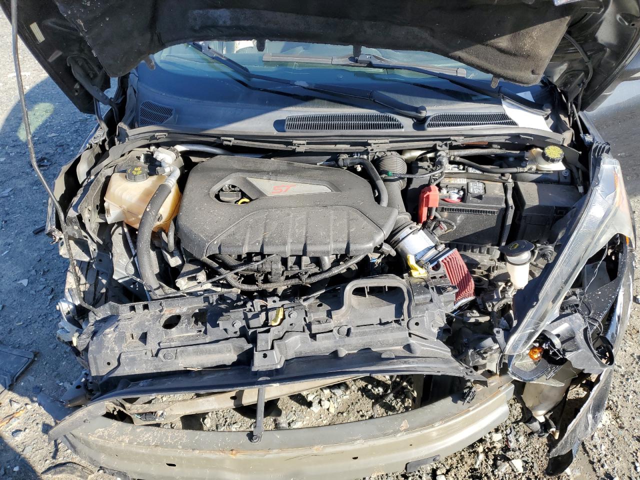 2015 Ford Fiesta - Image 12