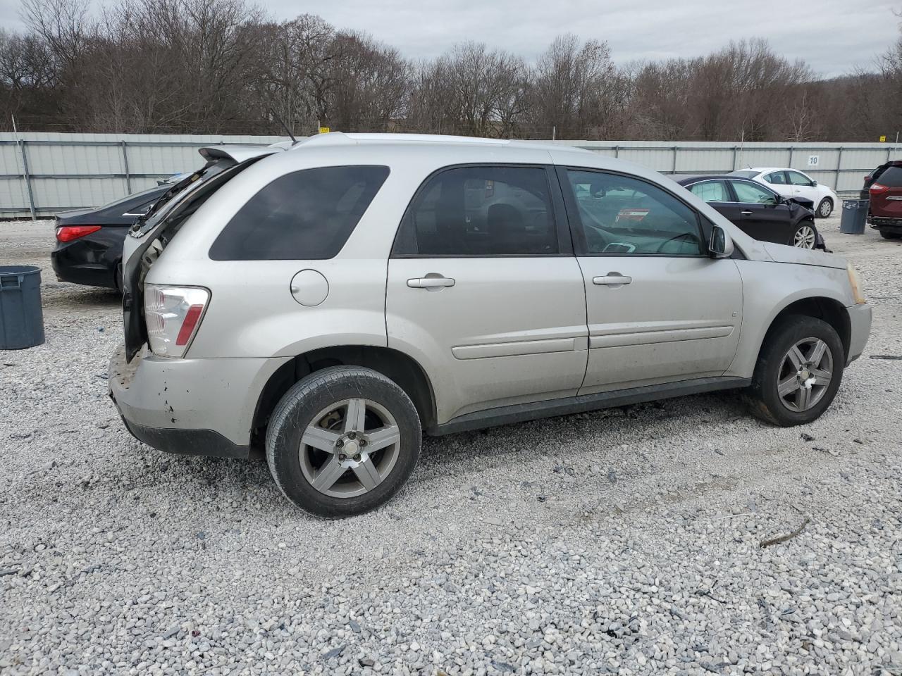 2008 Chevrolet Equinox - Image 3