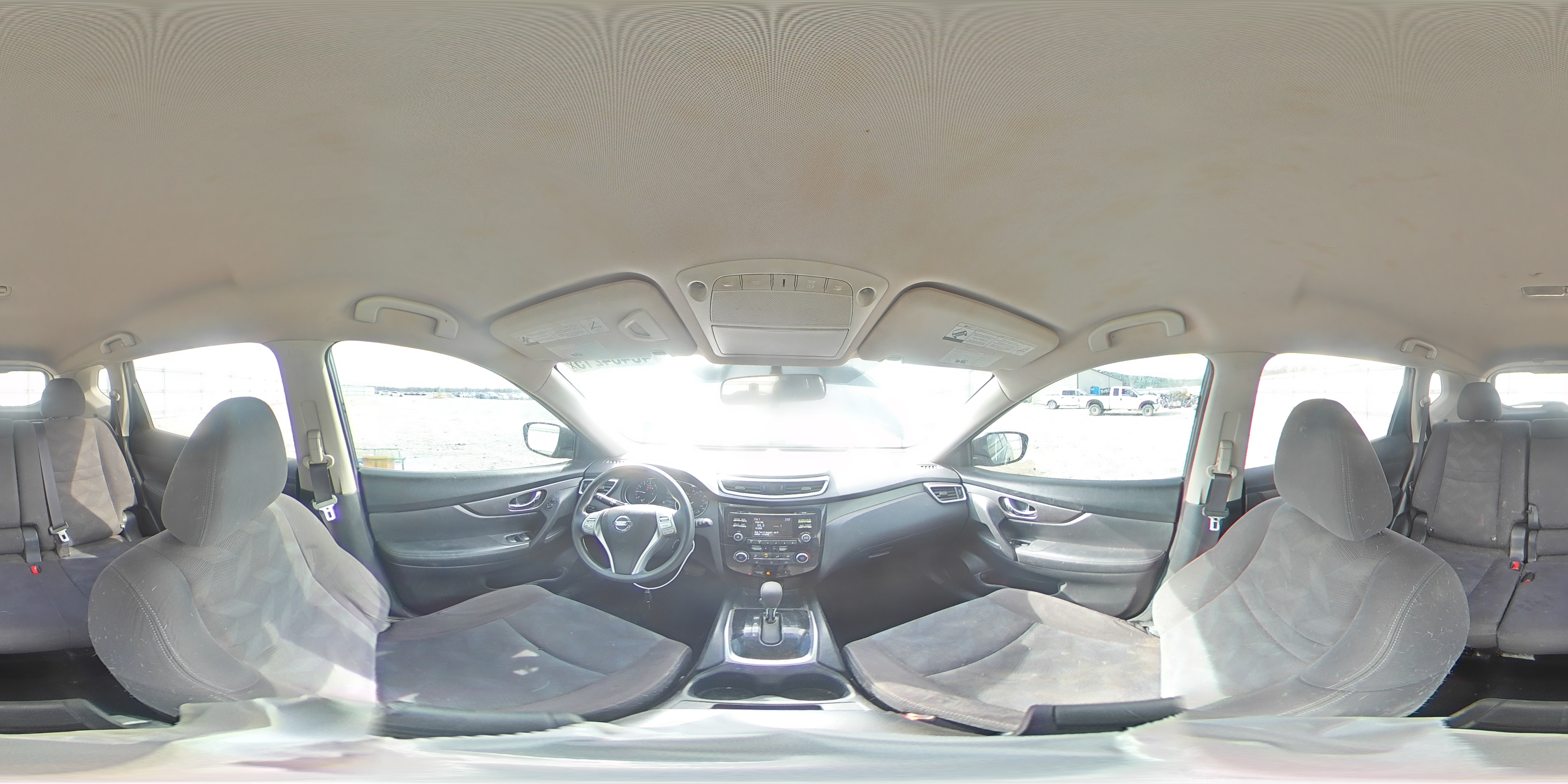 2016 Nissan Rogue - Image 13