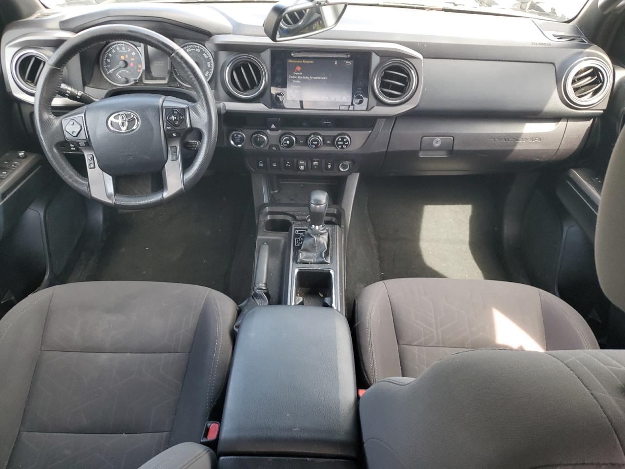 2018 Toyota Tacoma Double Cab VIN: 3TMDZ5BN8JM037972 Lot: 50272955