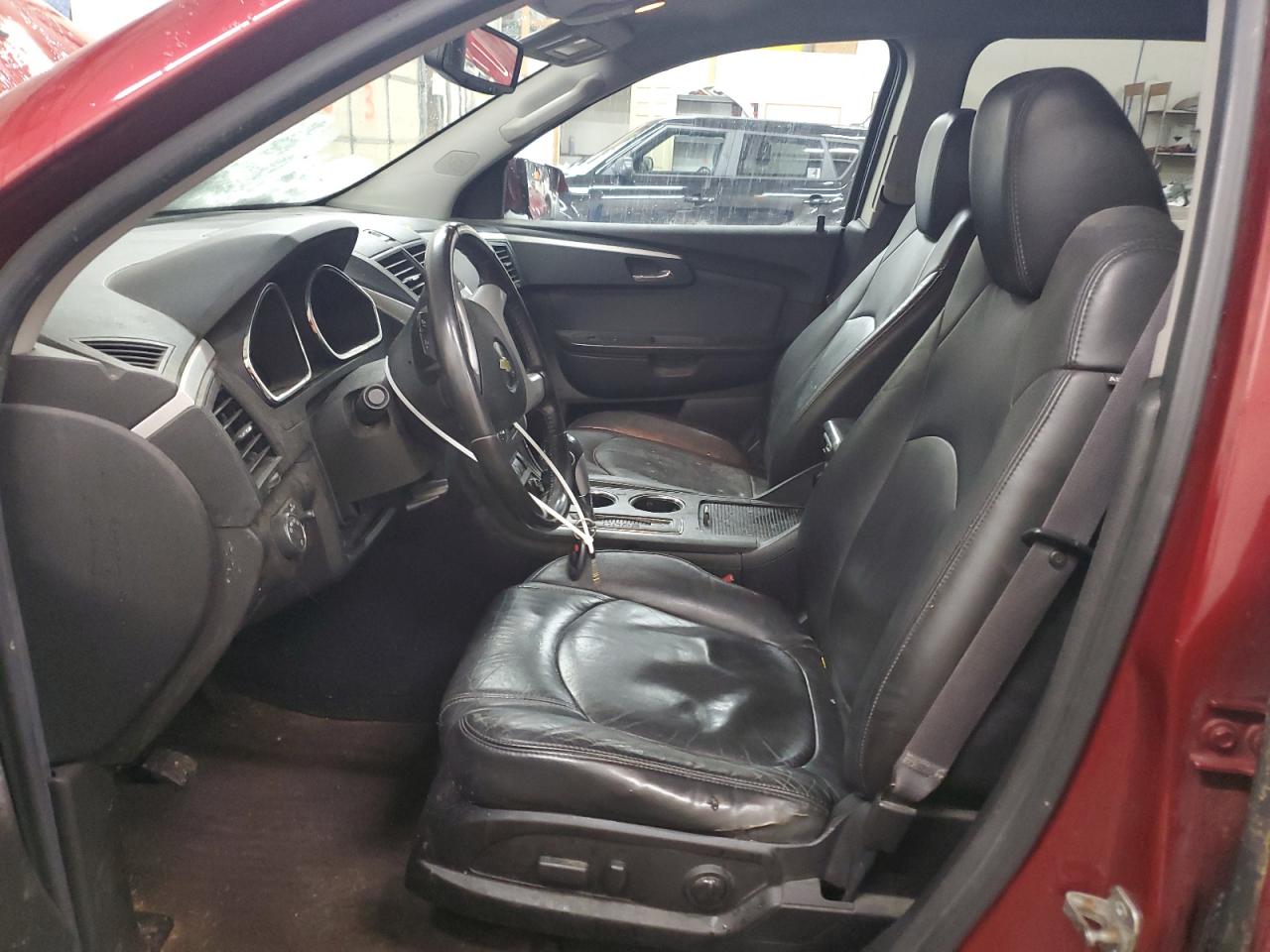 2010 Chevrolet Traverse - Image 7