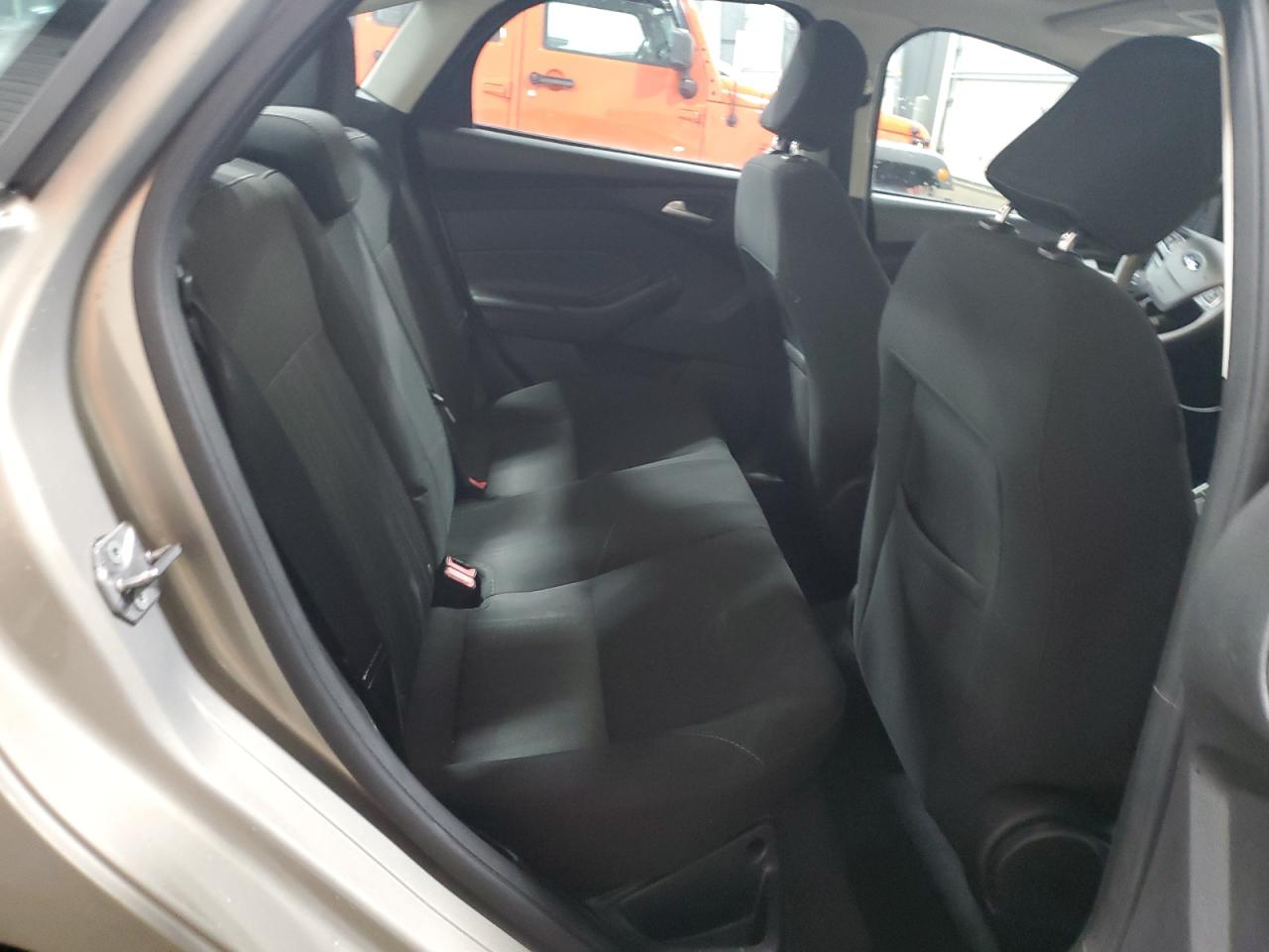 2015 Ford Focus - Image 10