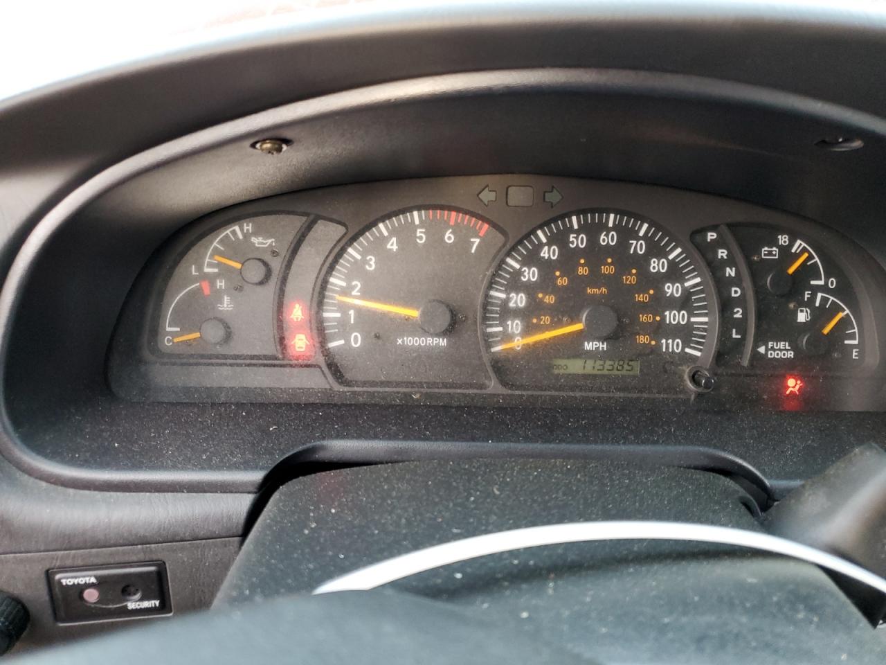 2004 Toyota Tundra - Image 9