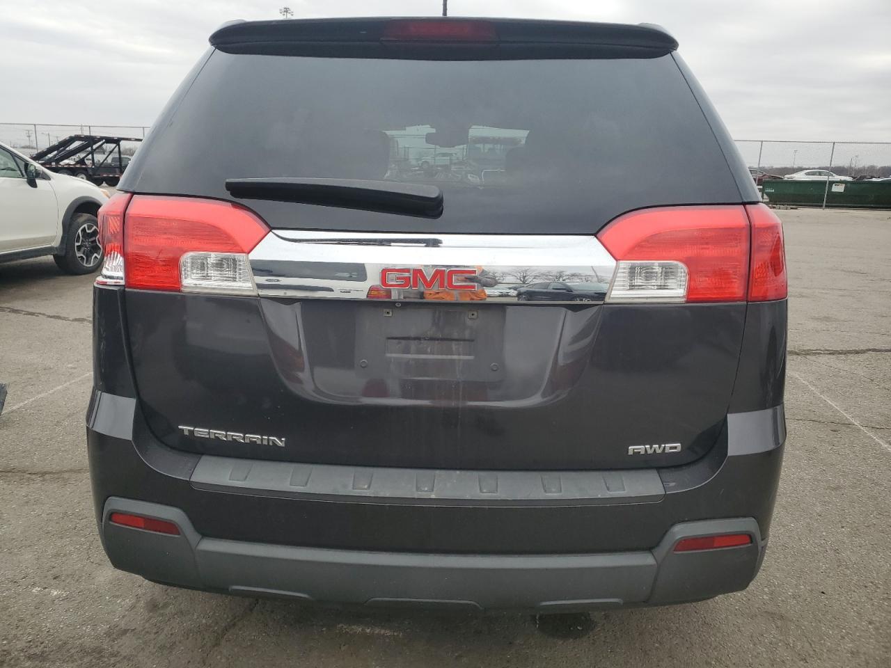 2015 GMC Terrain - Image 6