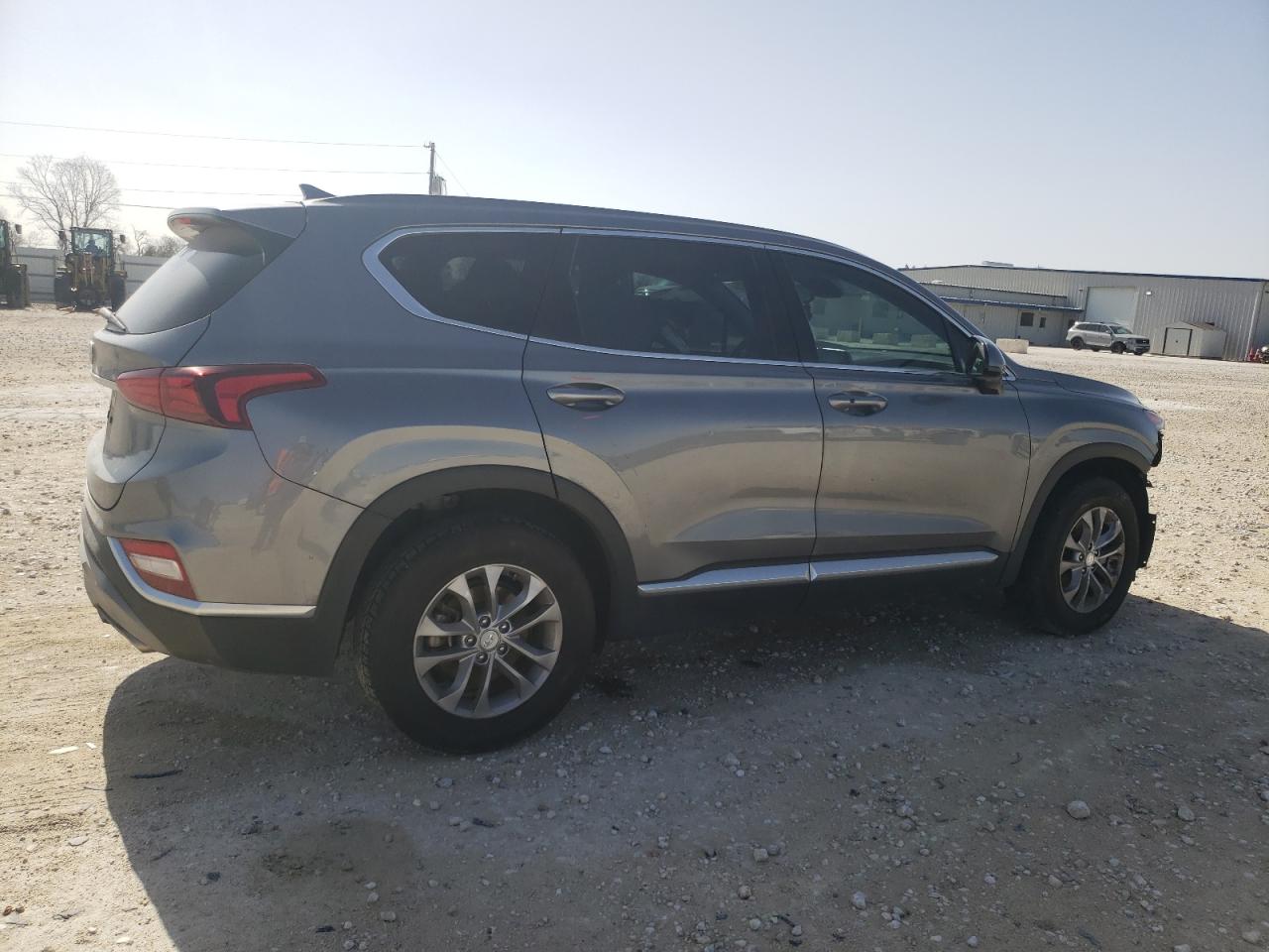 2019 Hyundai Santa Fe - Image 3