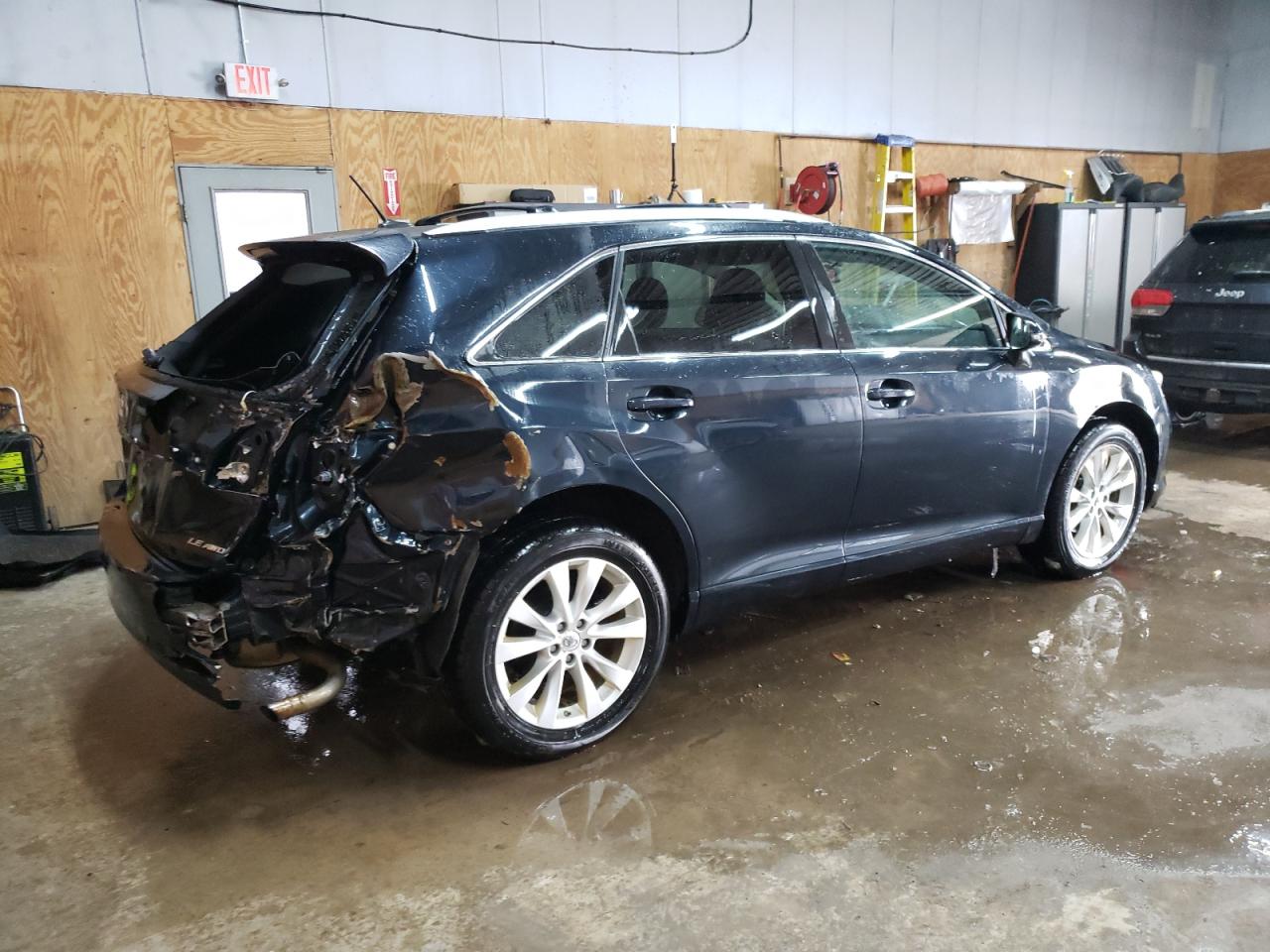 2013 Toyota Venza - Image 3