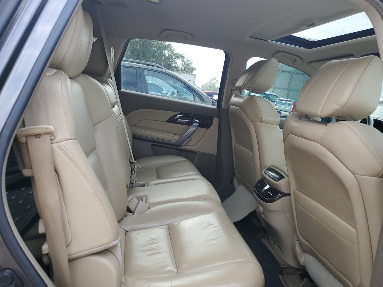 2010 Acura MDX - Image 11