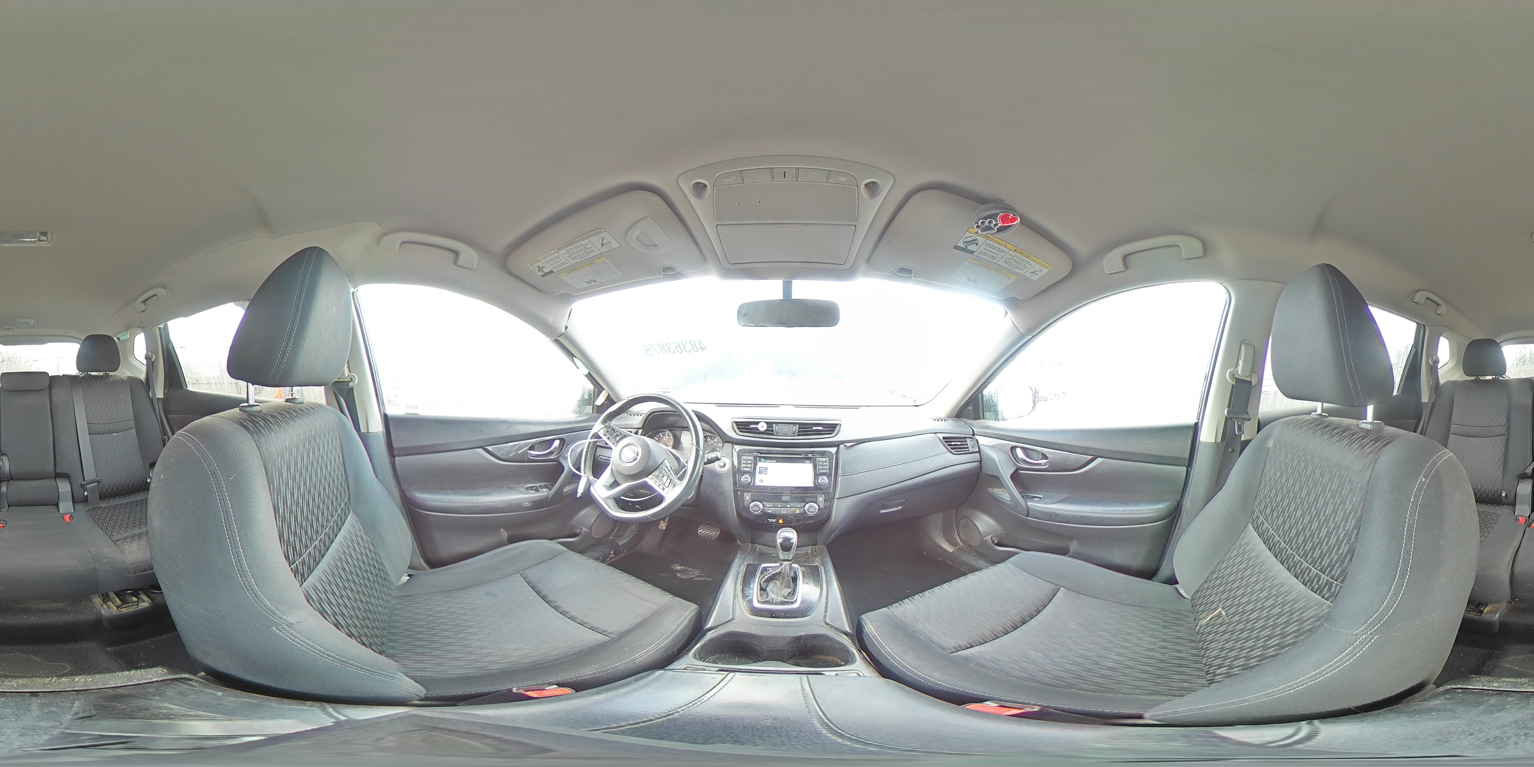 2017 Nissan Rogue - Image 13