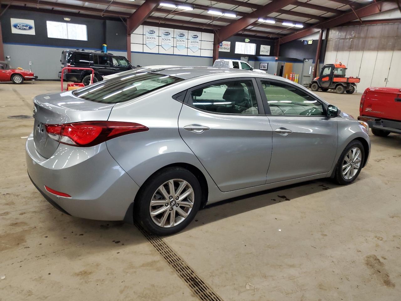 2016 Hyundai Elantra - Image 3
