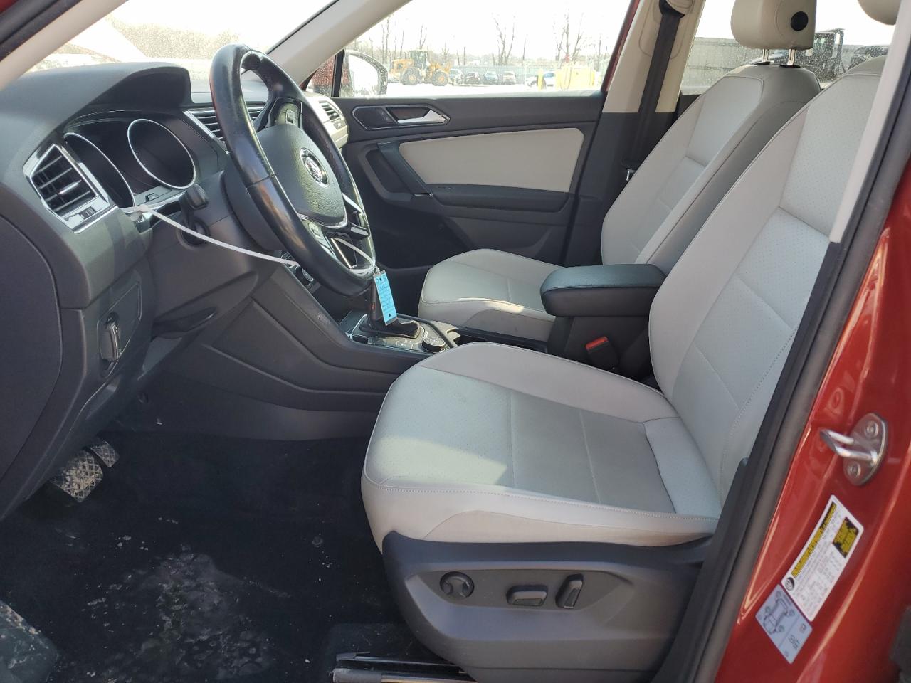 2018 Volkswagen Tiguan - Image 7