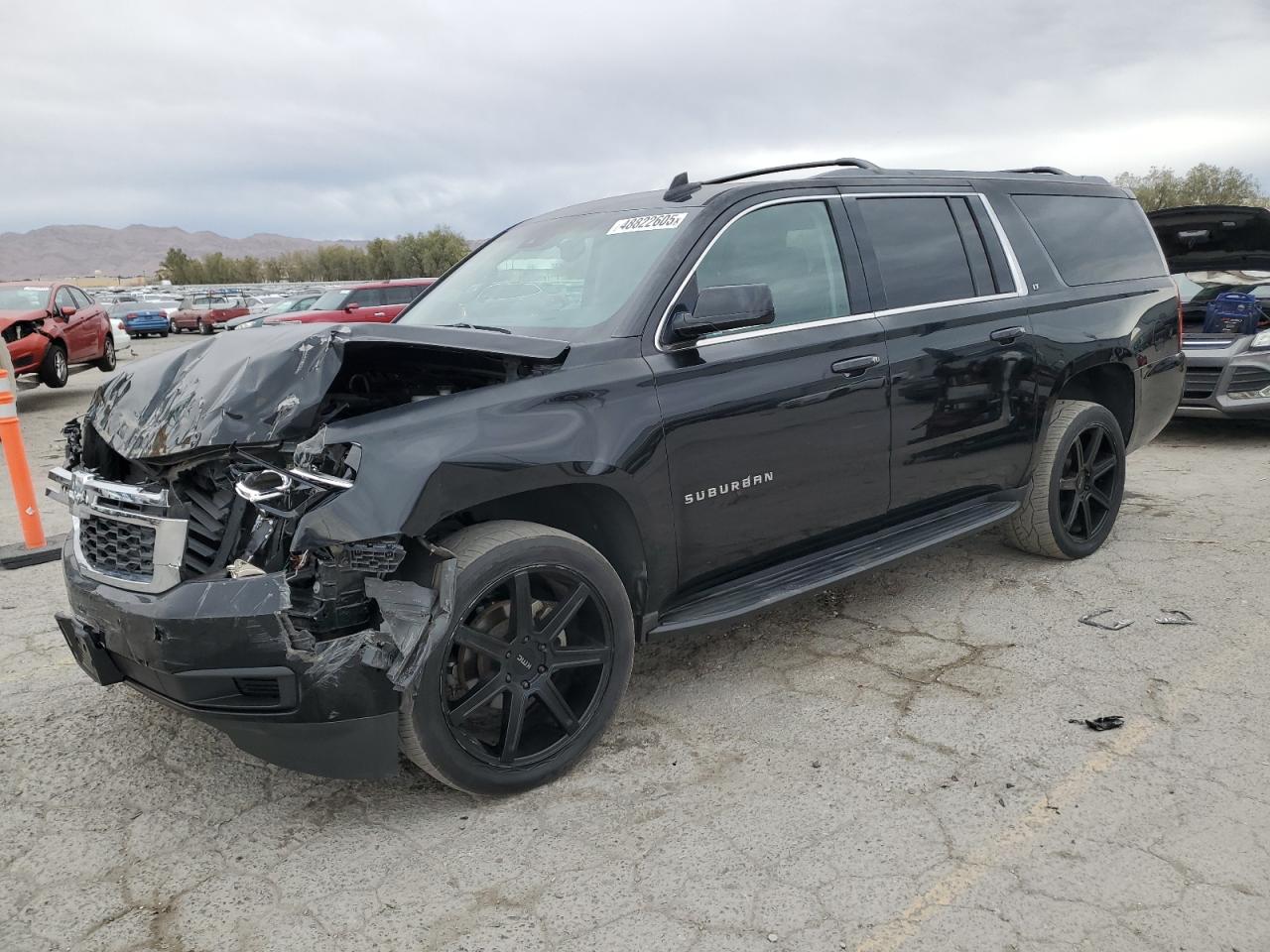 2017 Chevrolet Suburban C1500 Lt იყიდება Las Vegas-ში, NV - Front End