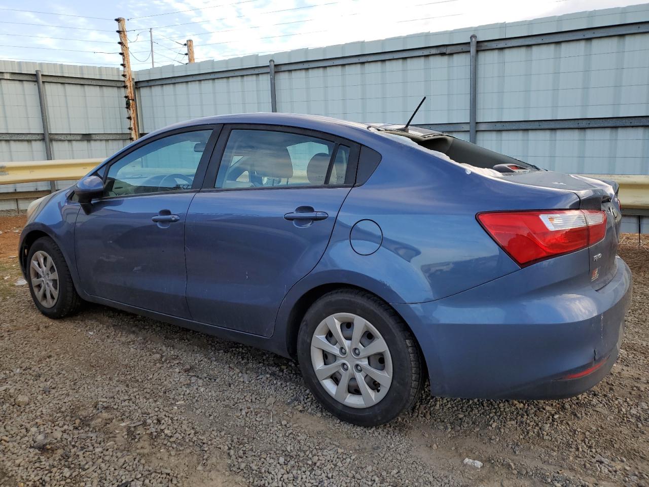 2016 Kia Rio - Image 2