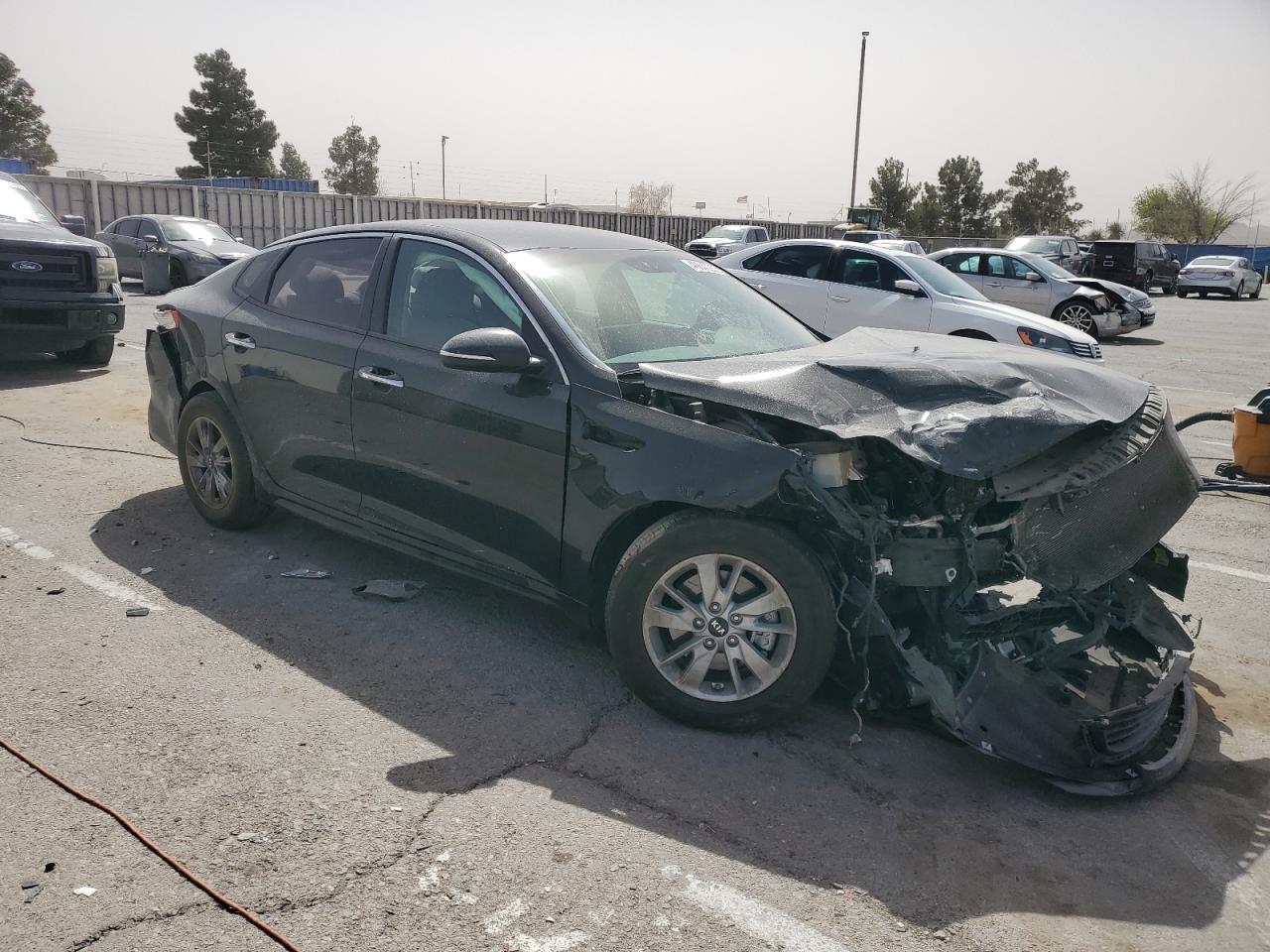 2017 Kia Optima - Image 4