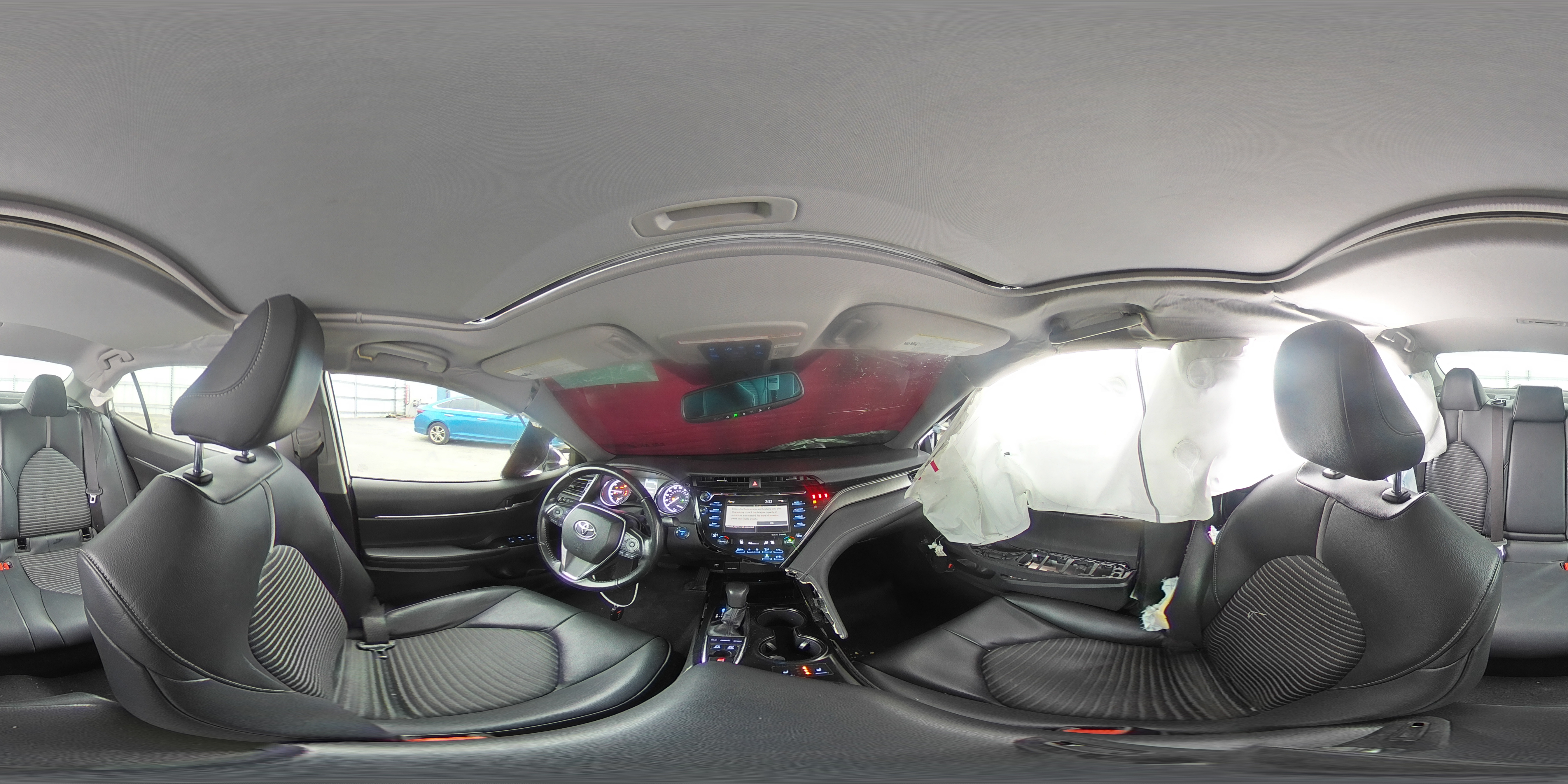 2019 Toyota Camry - Image 12