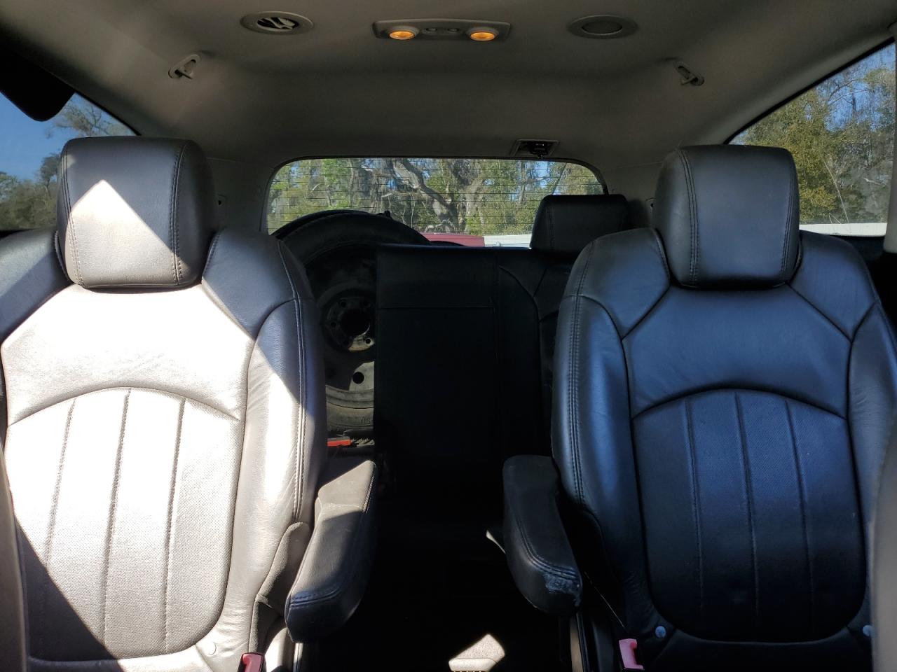 2010 Buick Enclave - Image 10