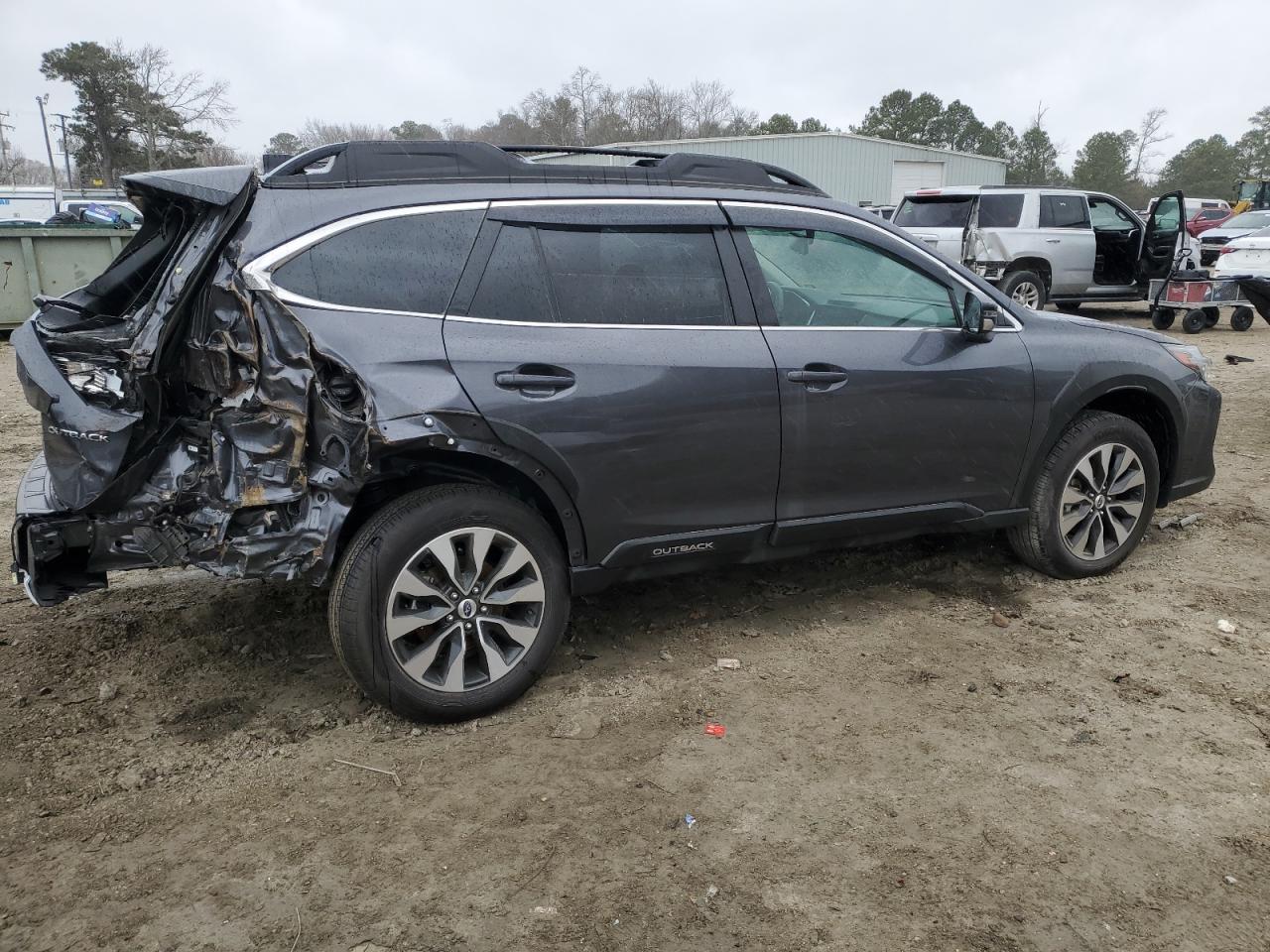 2024 Subaru Outback - Image 3