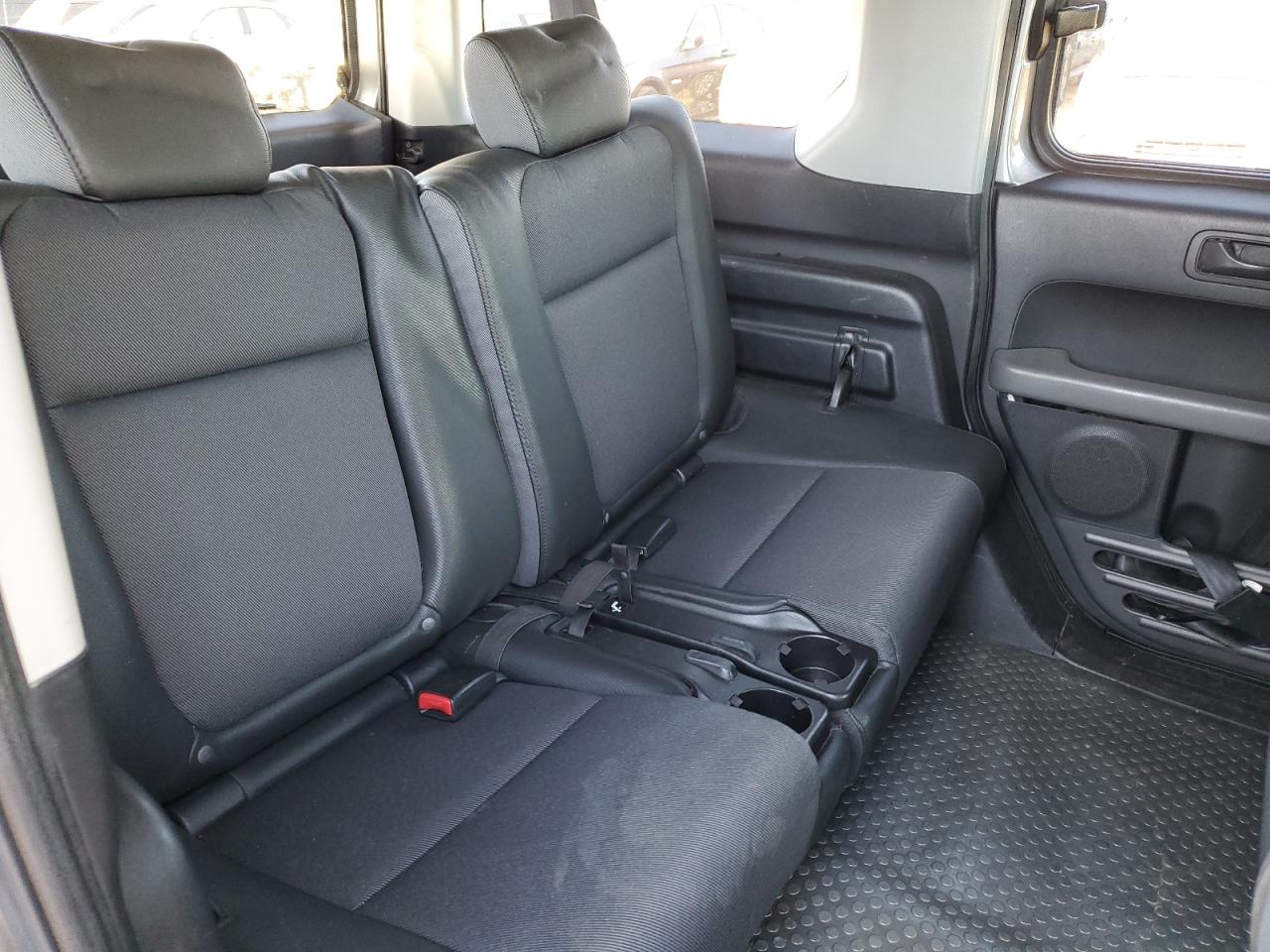 2005 Honda Element - Image 10
