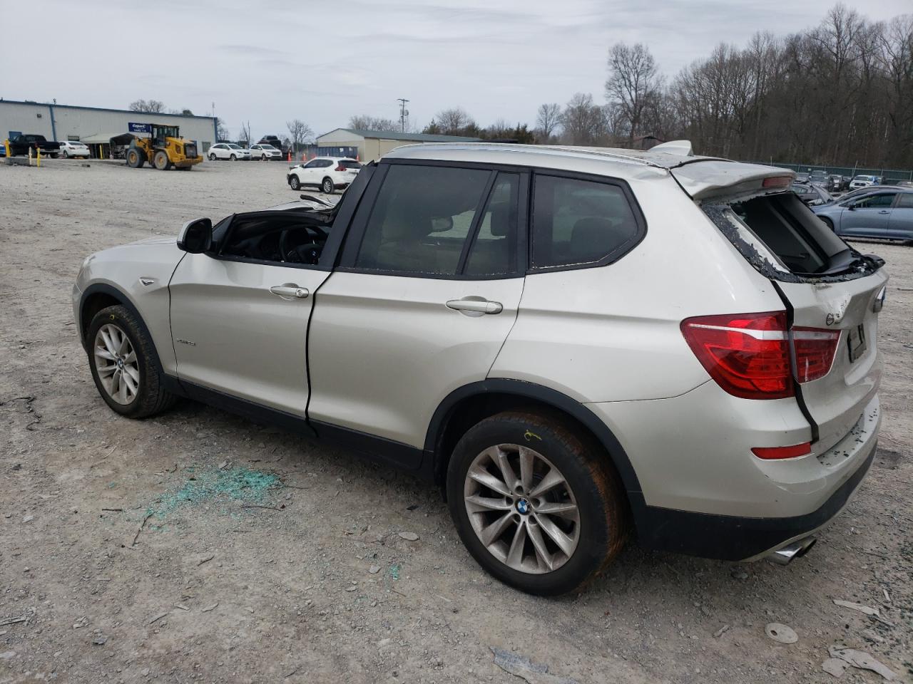 2015 BMW X3 - Image 2
