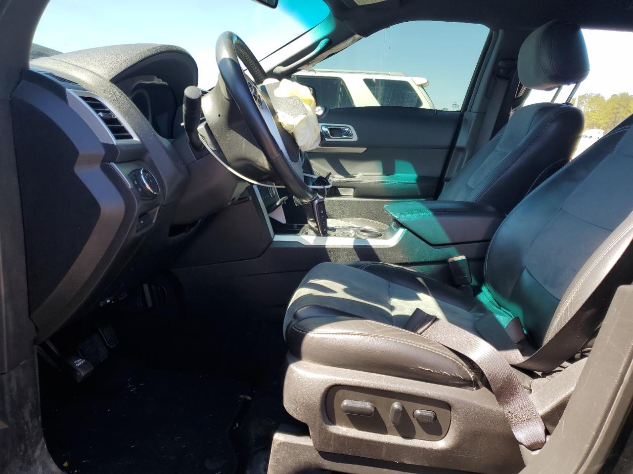 2015 Ford Explorer - Image 7