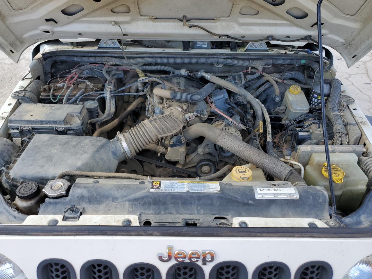 2010 Jeep Wrangler - Image 12