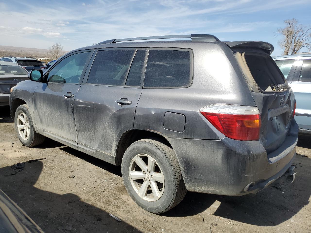 2010 Toyota Highlander - Image 2