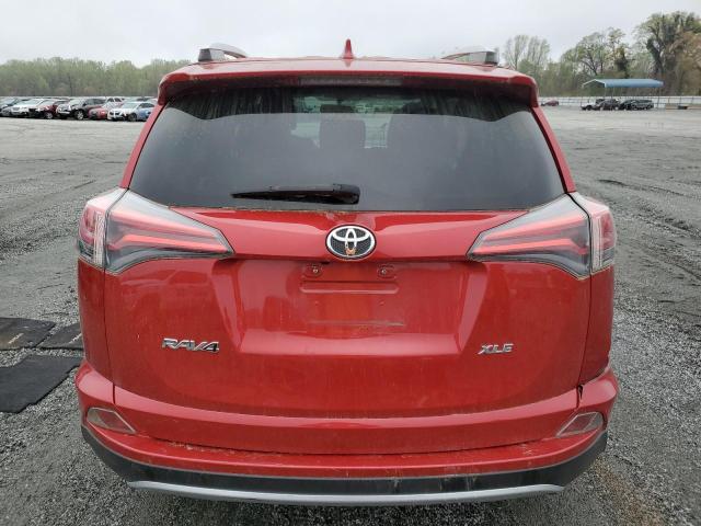 Паркетники TOYOTA RAV4 2016 Красный