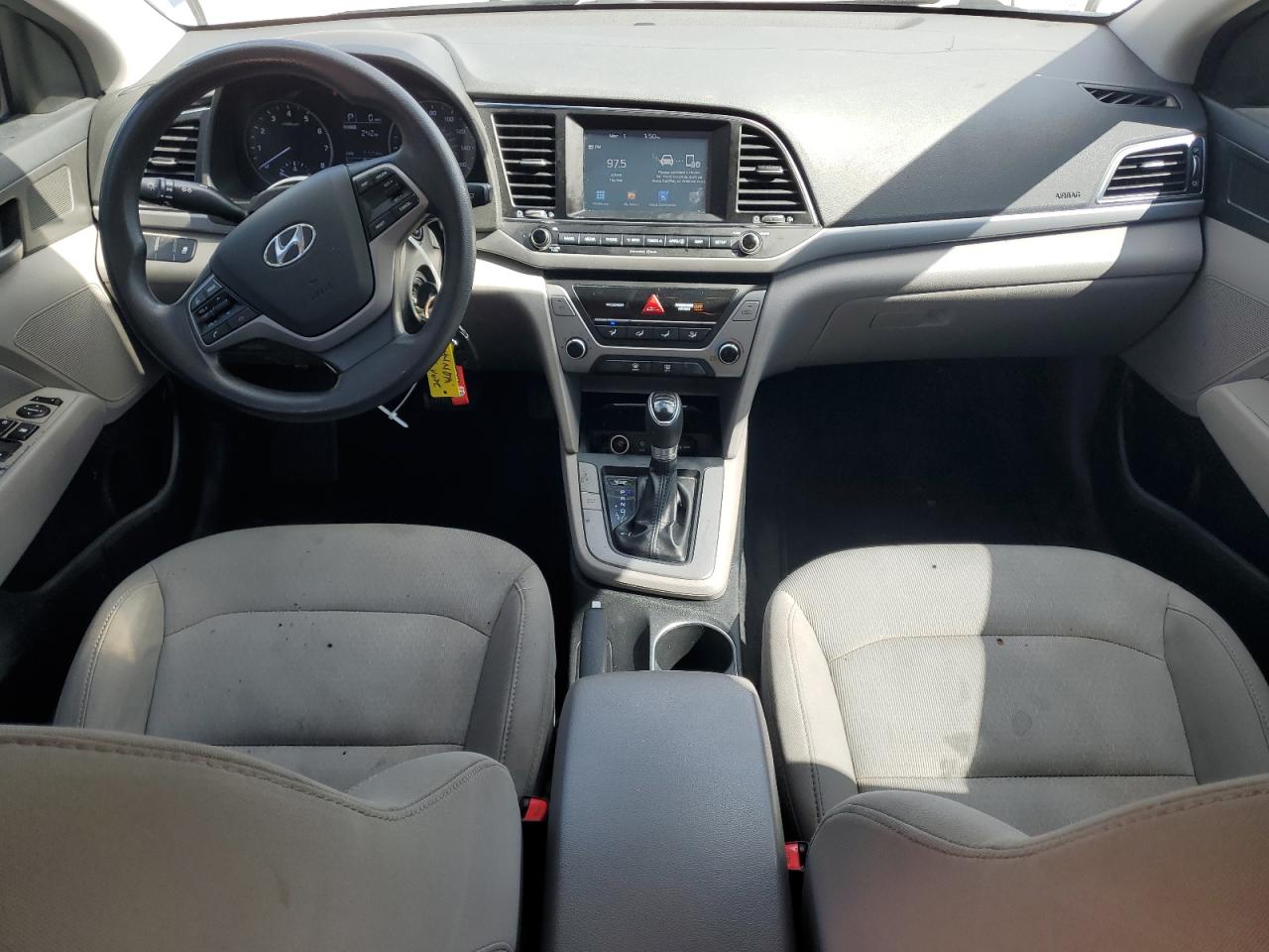 2017 Hyundai Elantra - Image 8