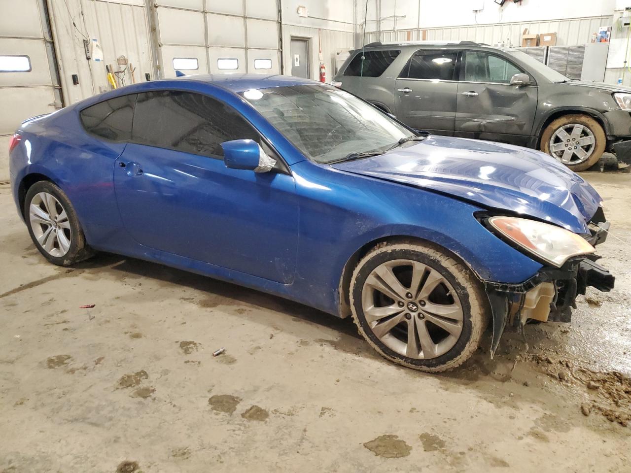 2010 Hyundai Genesis - Image 4