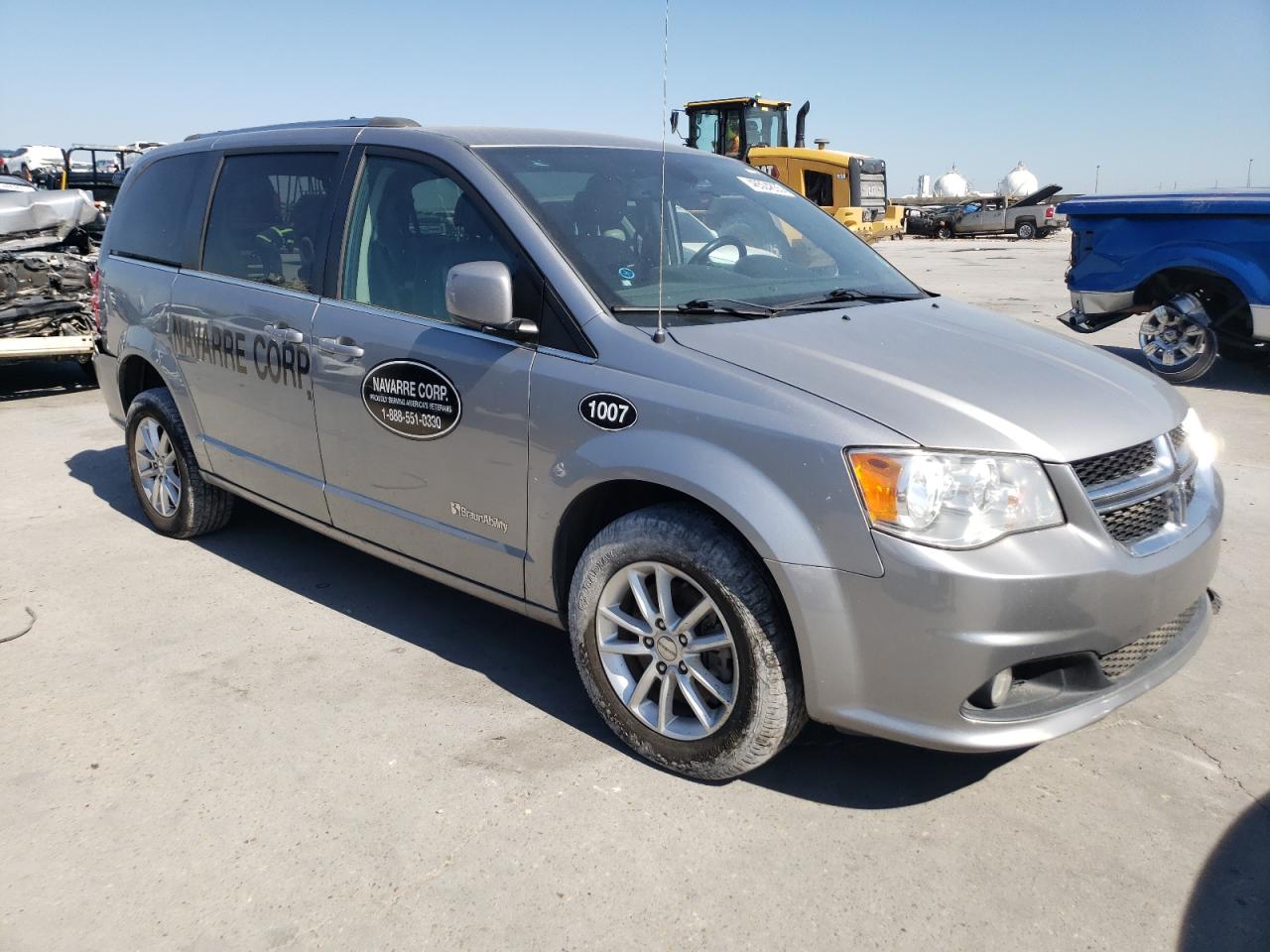 2019 Dodge Caravan - Image 4