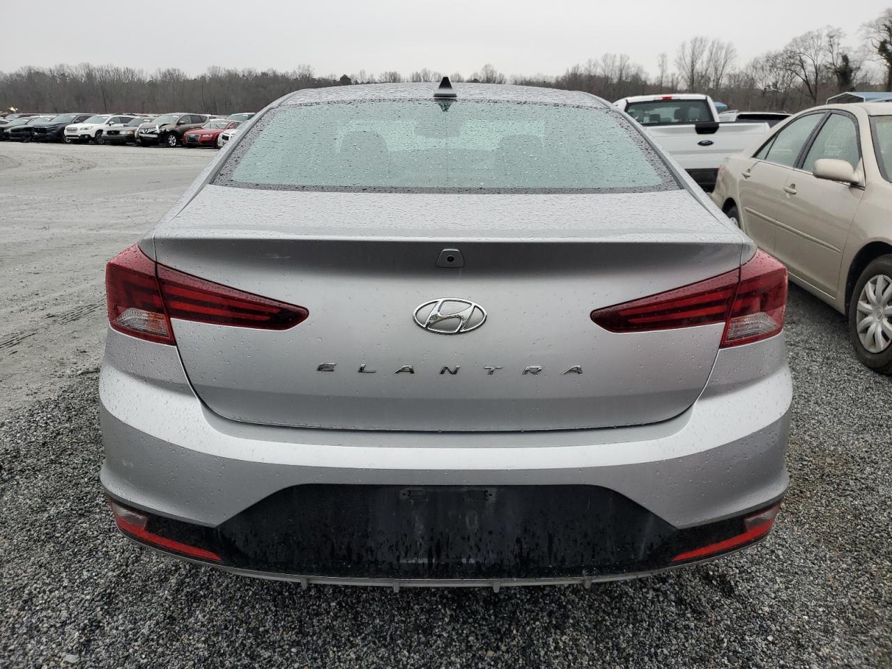 2020 Hyundai Elantra - Image 6