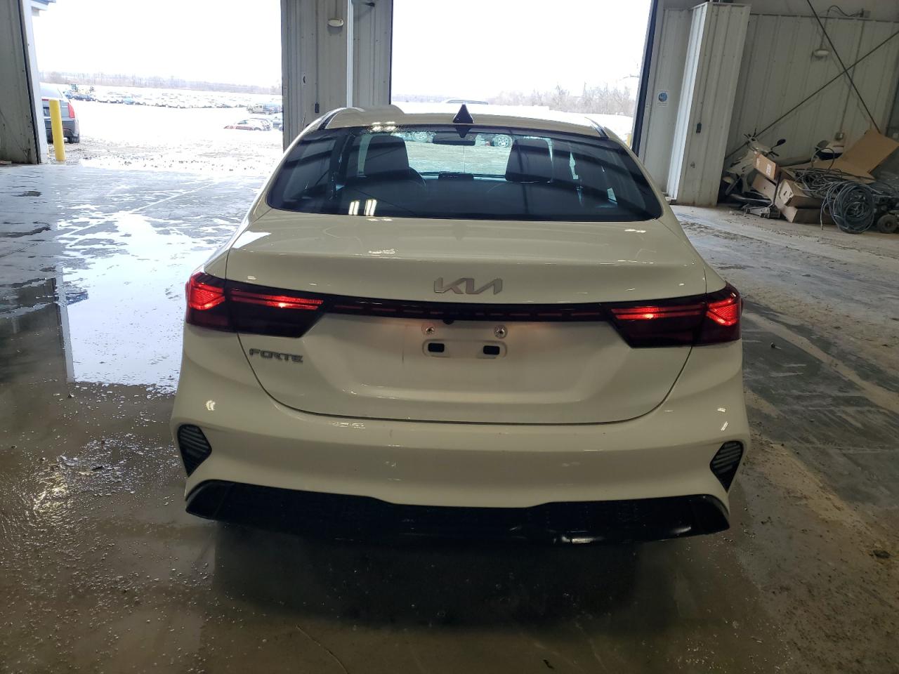 2023 Kia Forte - Image 6