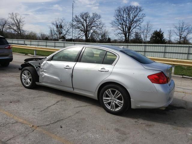  INFINITI Q40 2015 Серебристый