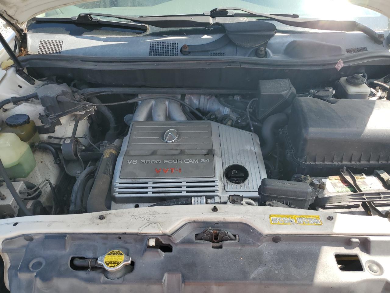 2000 Lexus RX - Image 12