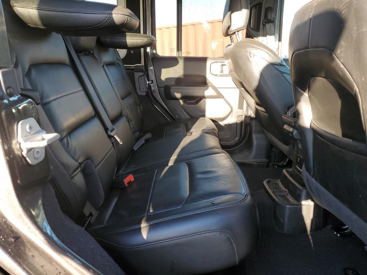 2021 Jeep Wrangler - Image 10