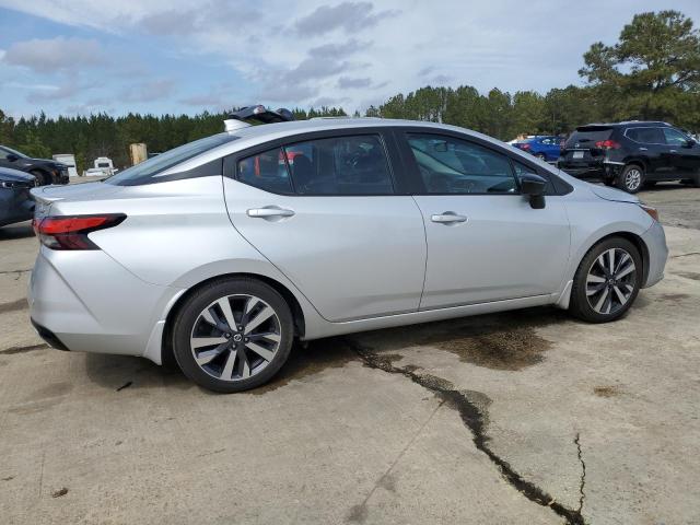  NISSAN VERSA 2020 Сріблястий