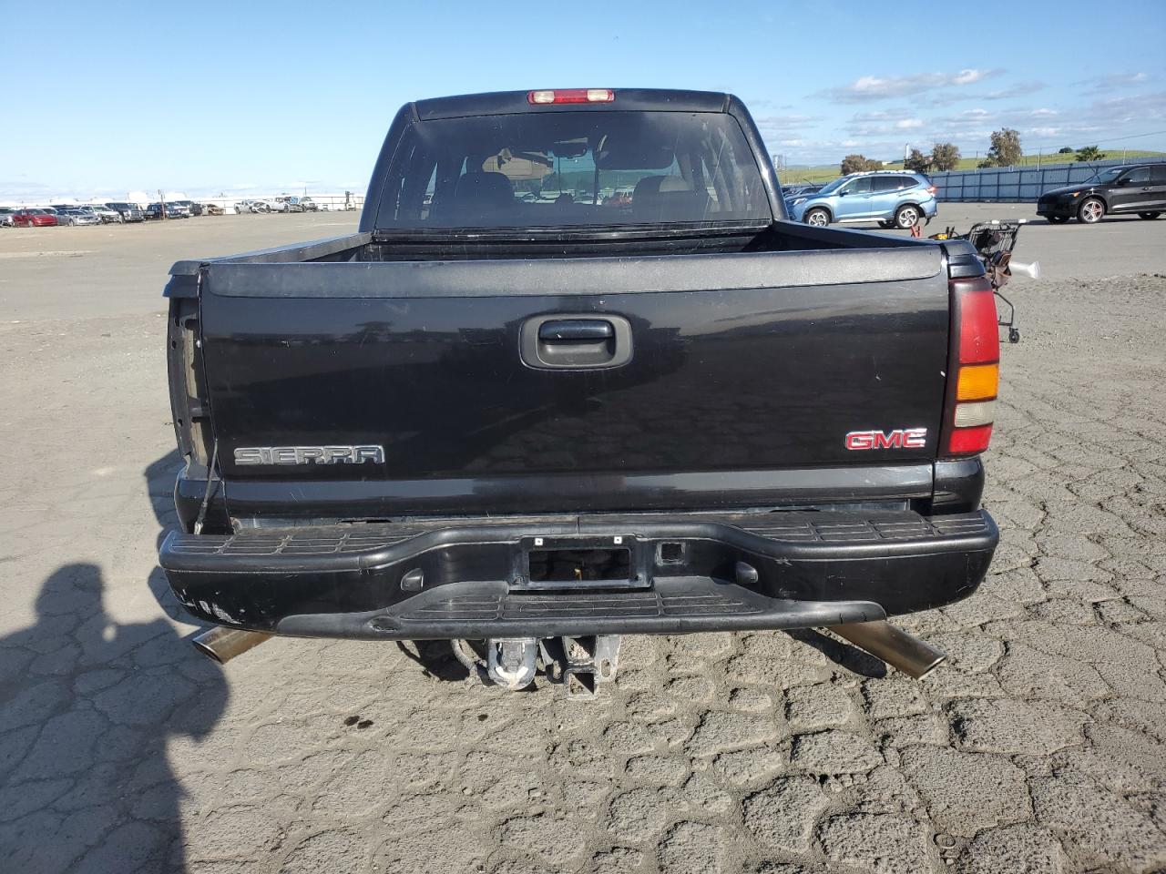 2006 GMC Sierra - Image 6