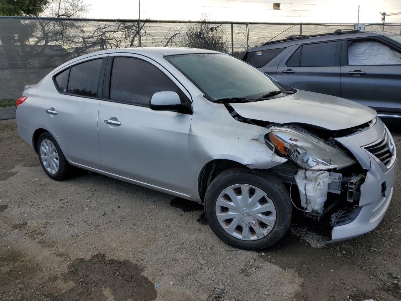 2014 Nissan Versa - Image 4
