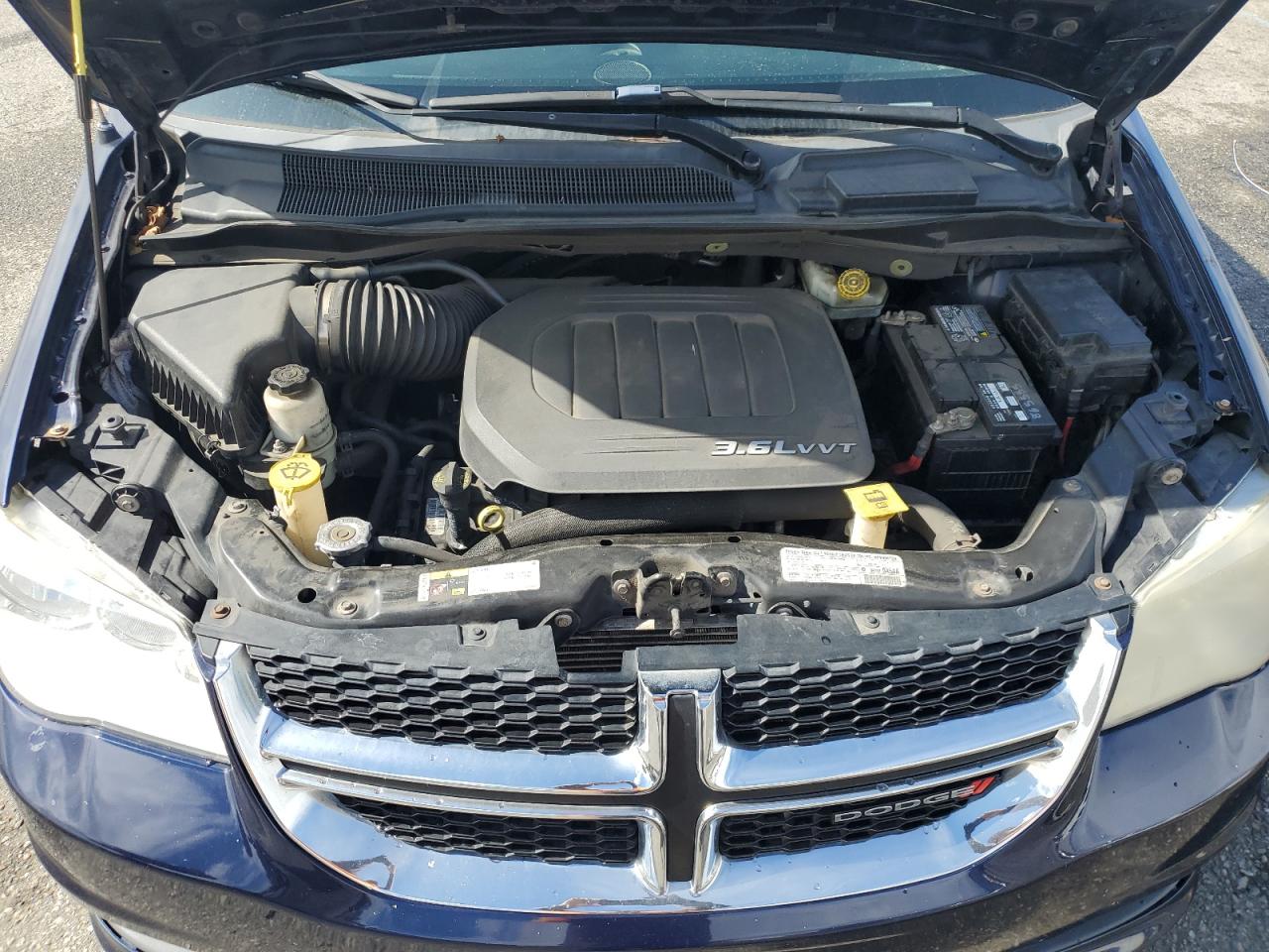 2013 Dodge Caravan - Image 14