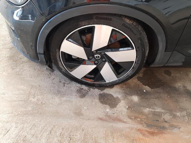 2022 VOLVO C40 PRO RE