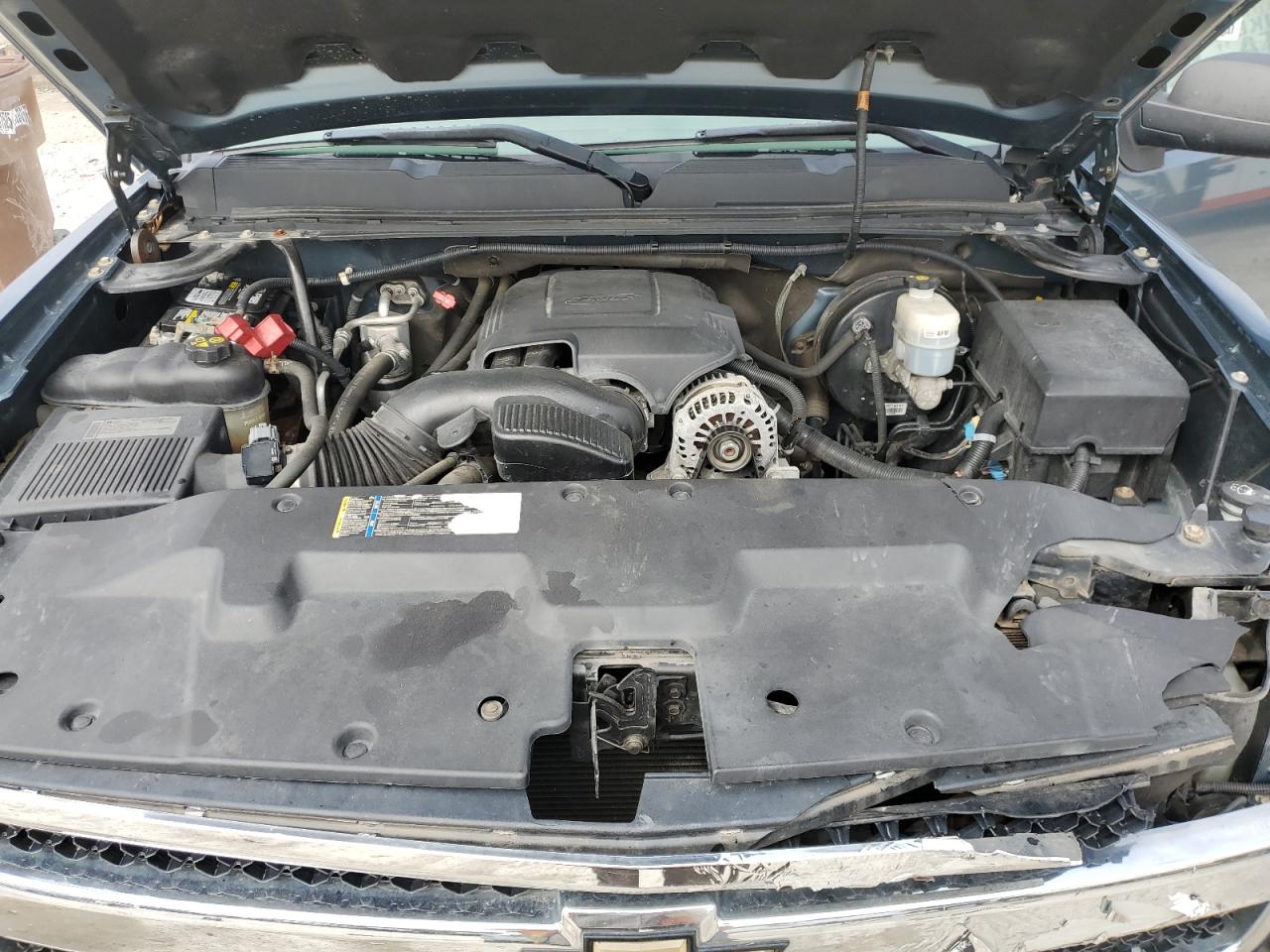 2011 Chevrolet Silverado - Image 11