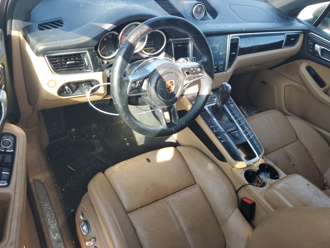 2017 Porsche Macan - Image 8