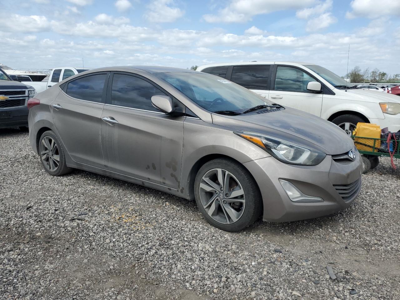 2015 Hyundai Elantra - Image 4
