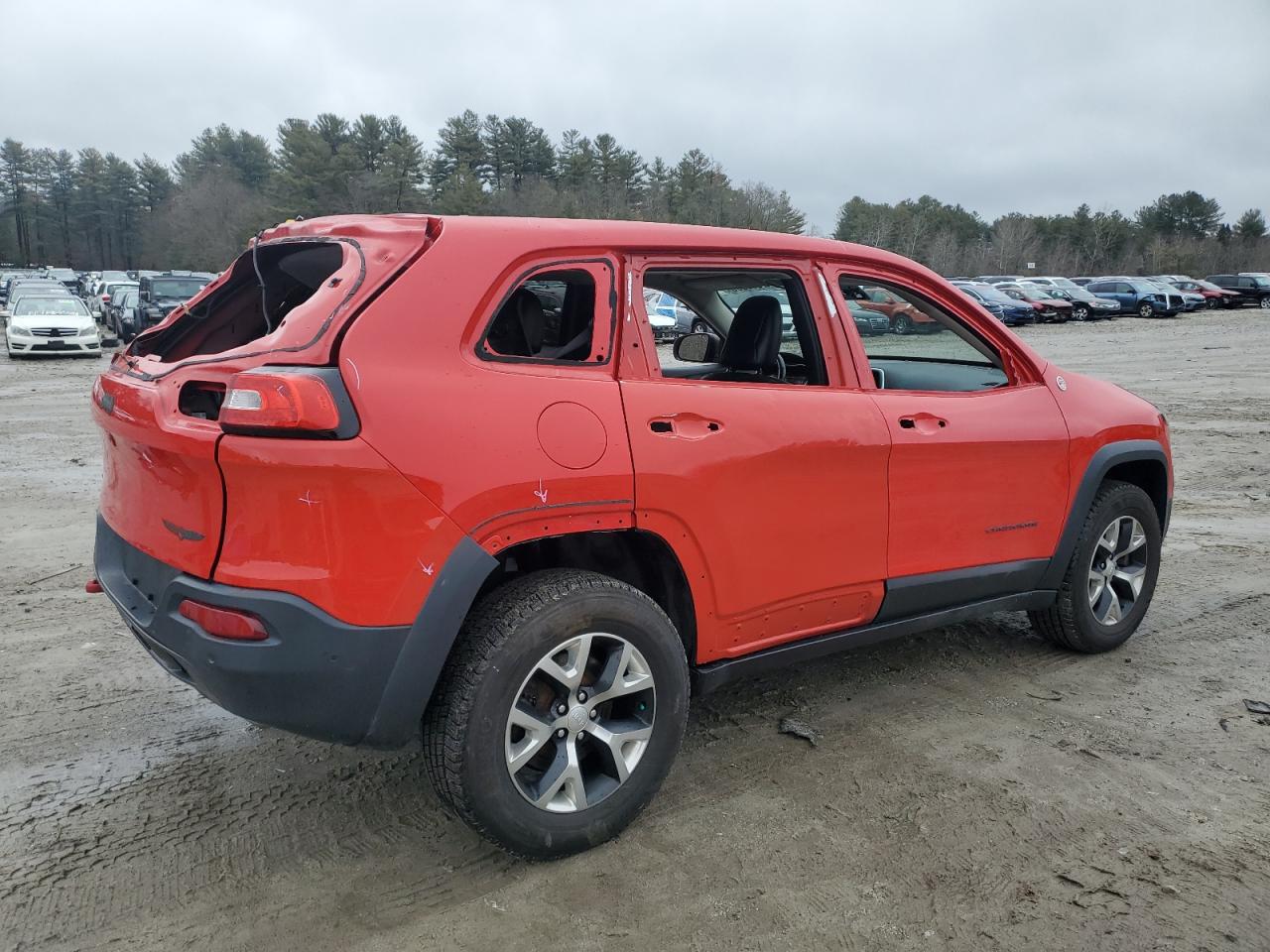 2018 Jeep Cherokee - Image 3