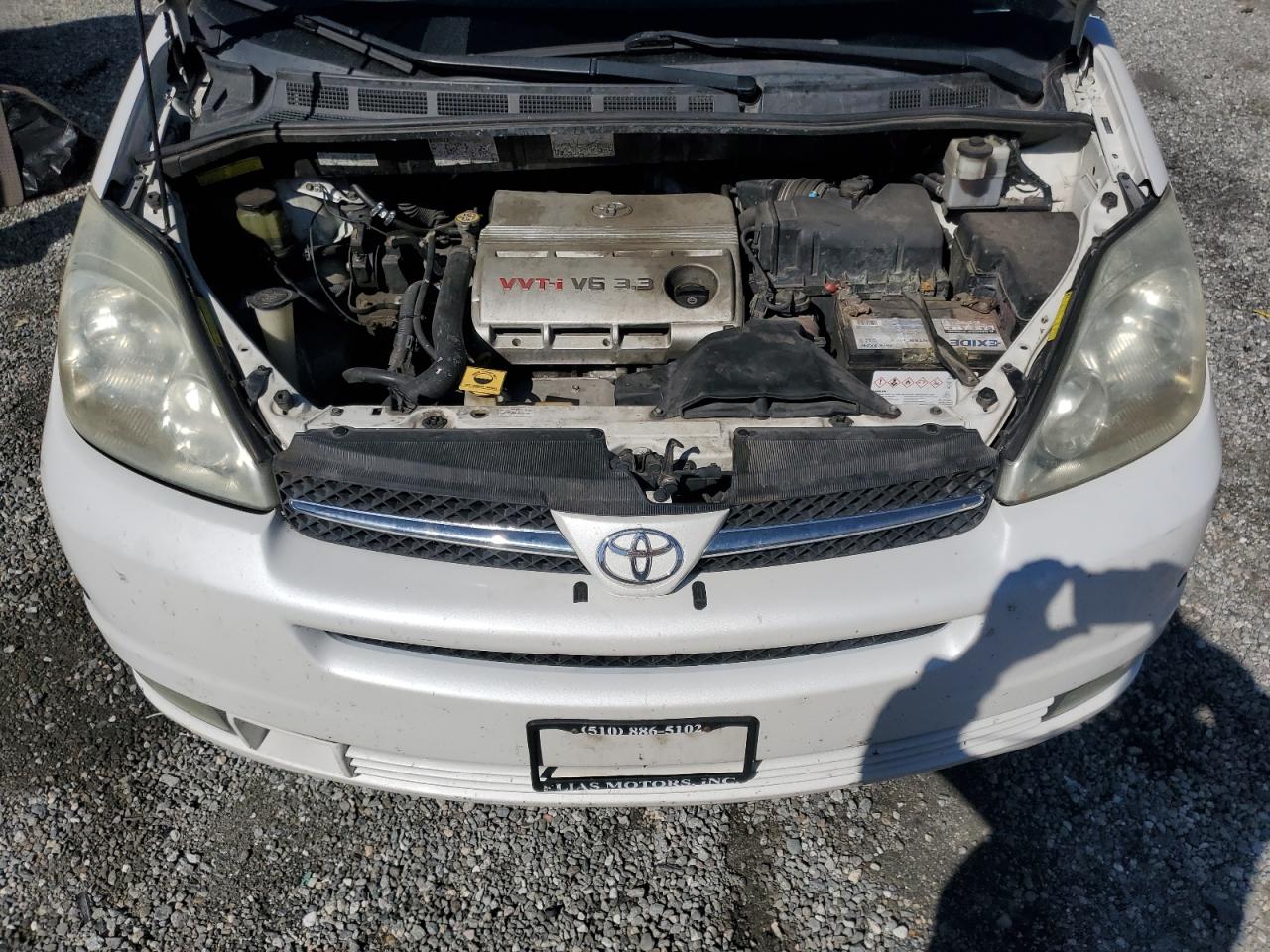 2005 Toyota Sienna - Image 12