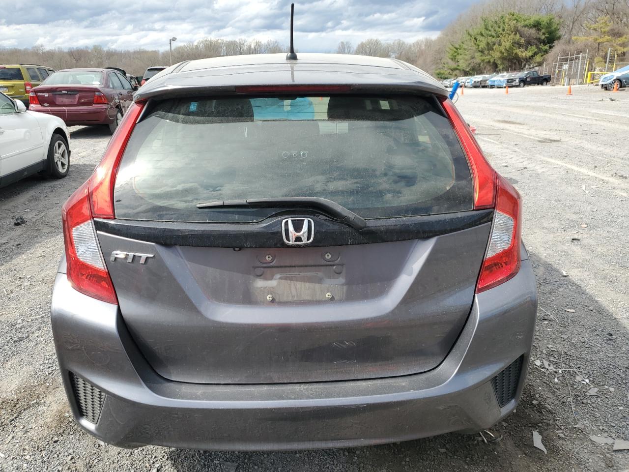 JHMGK5H59GS010366 HONDA FIT 2016