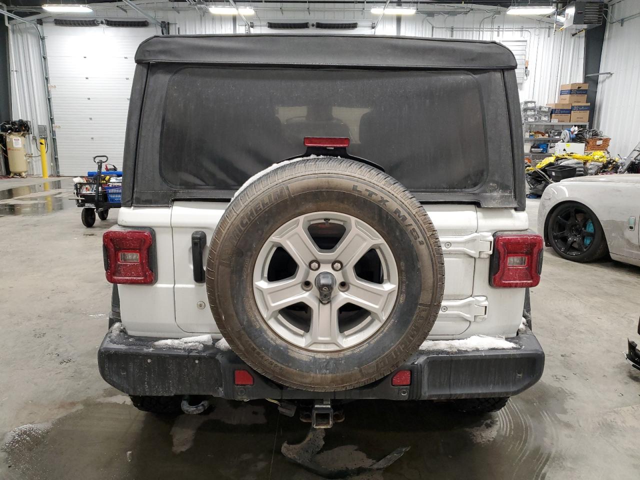 2020 Jeep Wrangler - Image 6