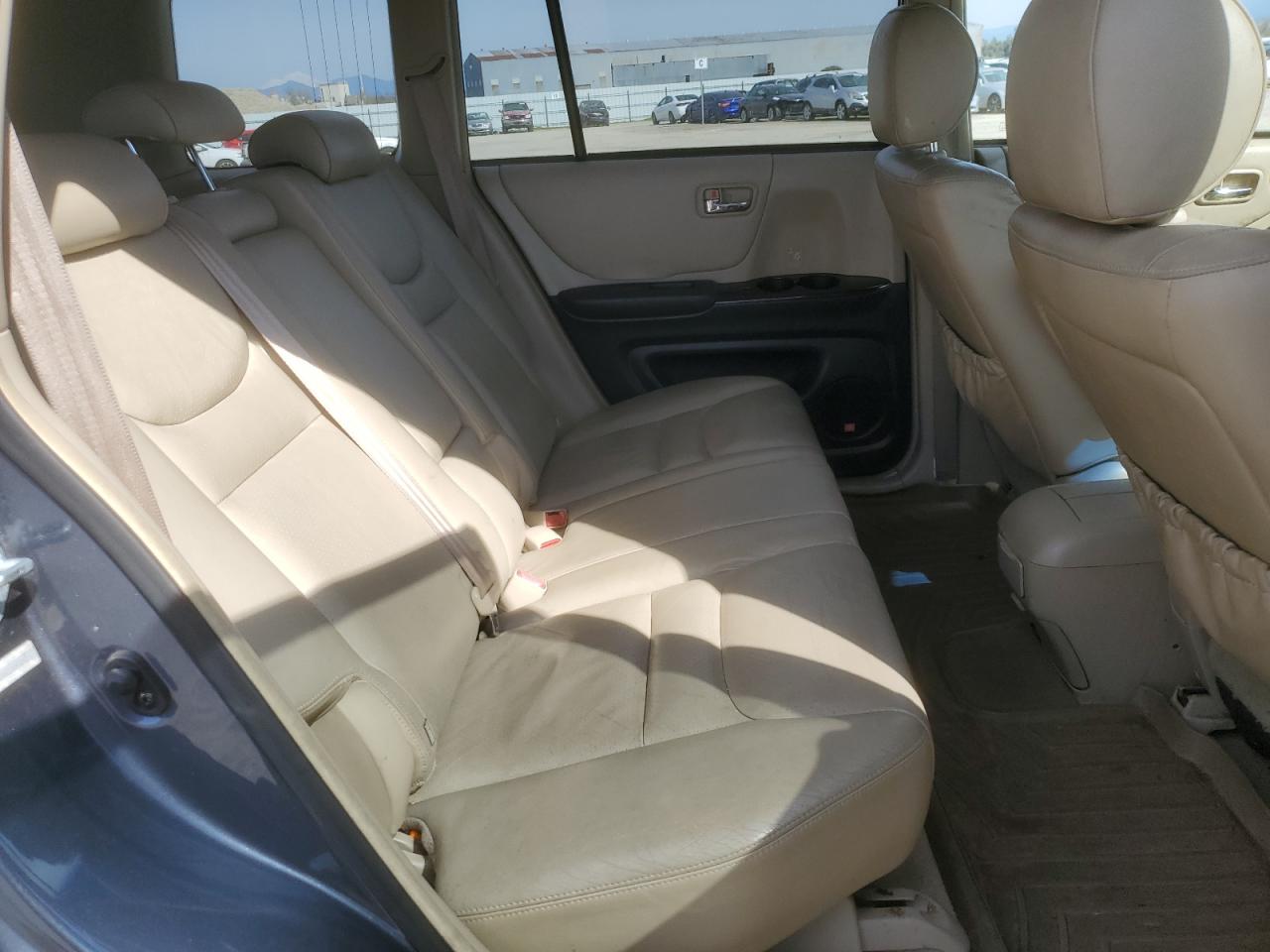 2002 Toyota Highlander - Image 11