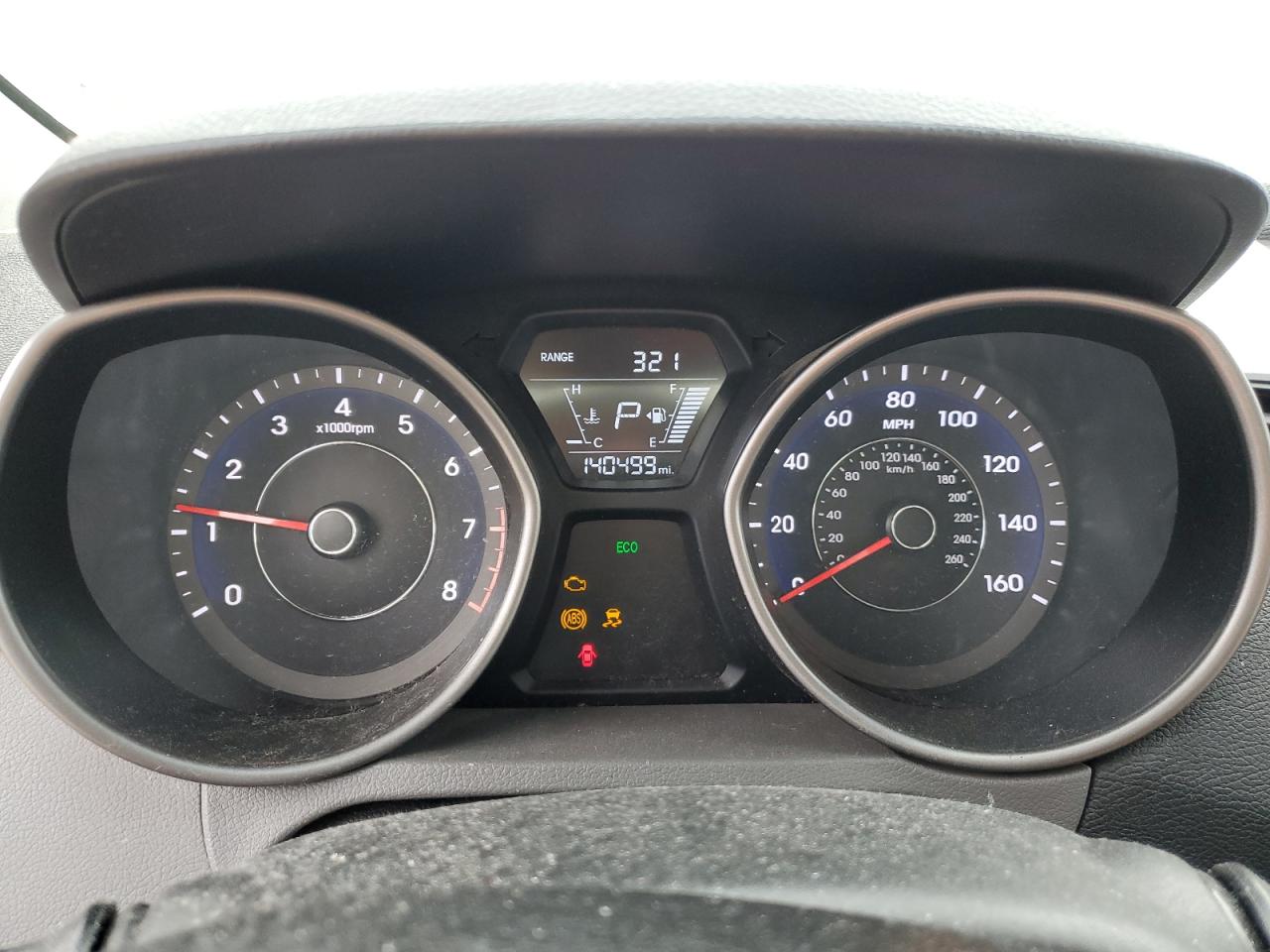 2016 Hyundai Elantra - Image 9