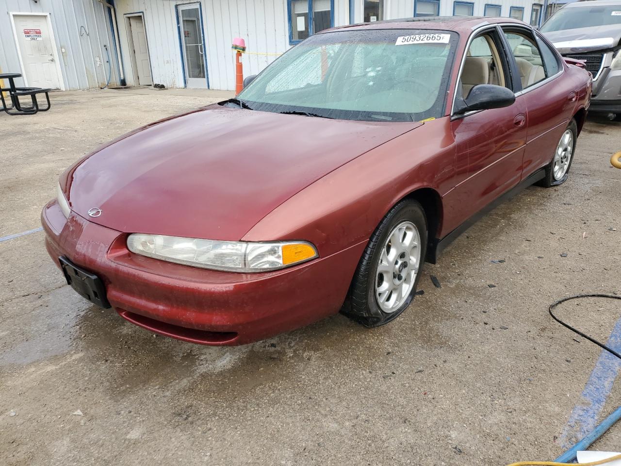 2001 Oldsmobile Intrigue Gx zu verkaufen in Pekin, IL - Vandalism