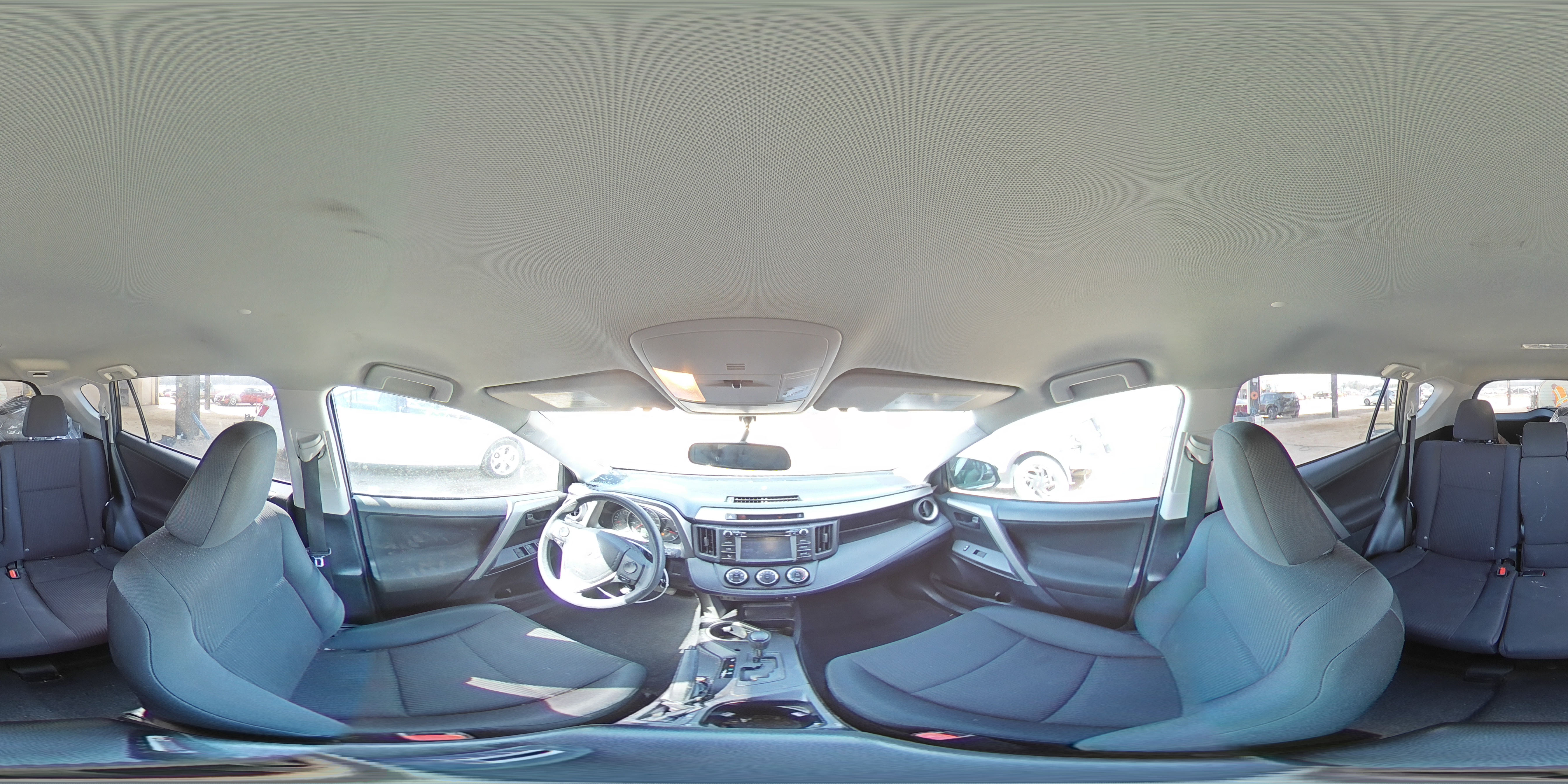 2016 Toyota RAV 4 - Image 13